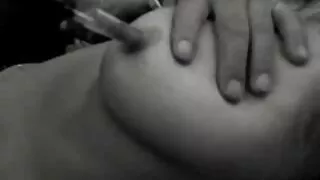 الرجل يلتقي الفتاة على الشاطئ ويأخذ منزلها اللعين سكسي مترجم كامل