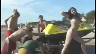 تلميذة شابة افلام سكسي للكبار فقط يرضي رجل مع اللعنة الساخنة