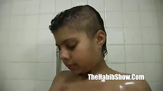 وضعت الفتاة شق افلام سكسي مترجمه افلامك ثم السماح الديك الرجل في