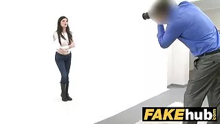 أعطى صديق في الفم ومارس الجنس معها في أسلوب افلام اجنبية رومانسية سكسية هزلي كس في خيمة في الطبيعة